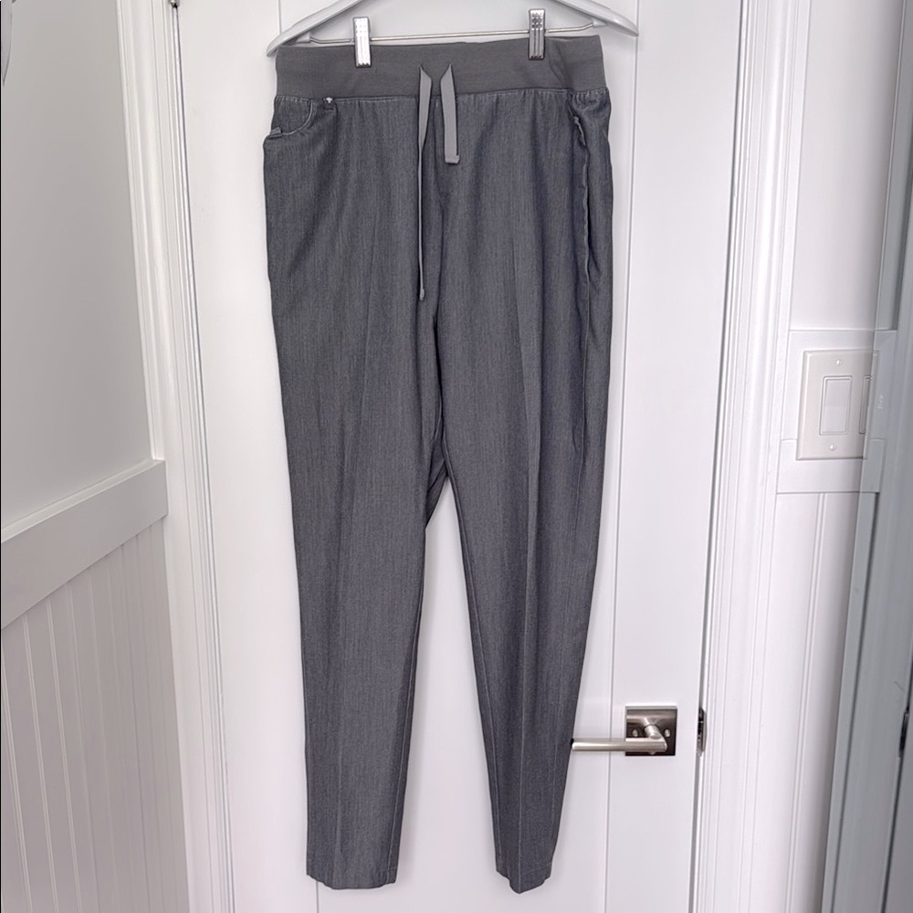 Women’s Fig Scrub Pants